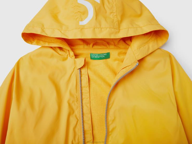 Light Jacket With Hood B4BF1647 Benetton Kids Yellow