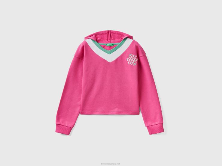 Cropped Hoodie With V-Neck B4BF2517 Benetton Kids Fuchsia