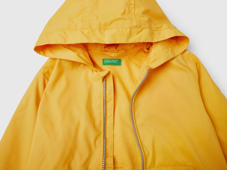 Light Jacket With Hood B4BF5009 Benetton Kids Yellow