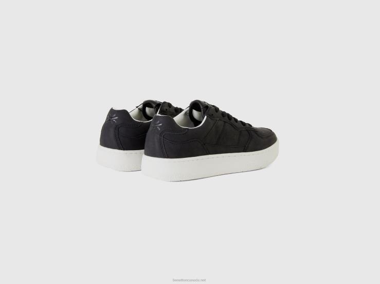 Black Low-Top Sneakers B4BF1566 Benetton Men Black