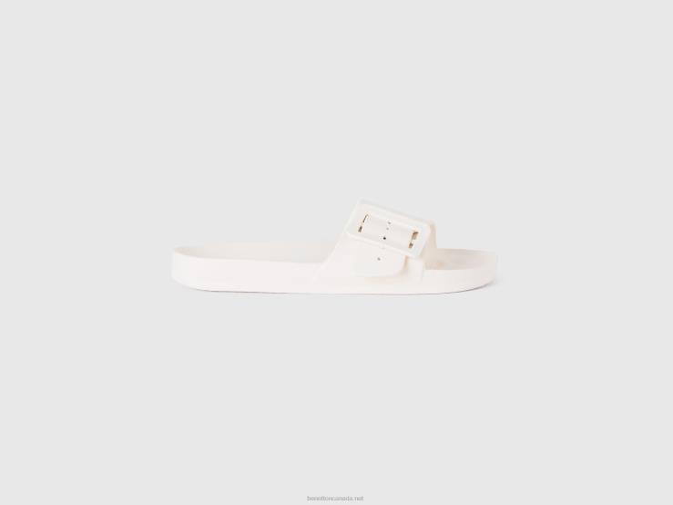 Open Slippers With Band B4BF760 Benetton Women White